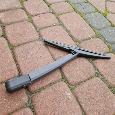 Wycieraczka ramie tył tylne pioro szyby Opel Astra K 13256918