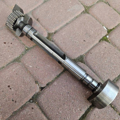 Wałek balansowy koło zębate 1.5D 1.5CRDI LXD Opel Astra K 55510673