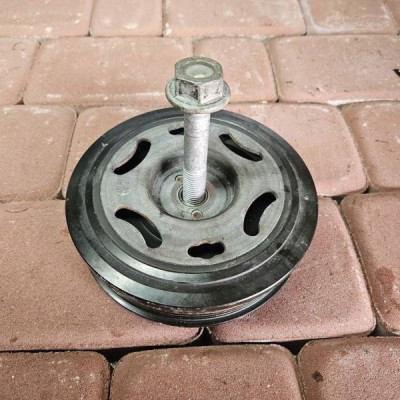 Koło pasowe wału 1.5CDRI LXD wieloklinowego Opel Astra K 55510708