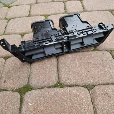 Kratka nawiewu konsoli nadmuchu deski Toyota Camry VIII XV70 55660-33350