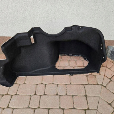 Boczek tapicerka bagażnika obudowa prawa Toyota Camry VIII XV70 64721-33190