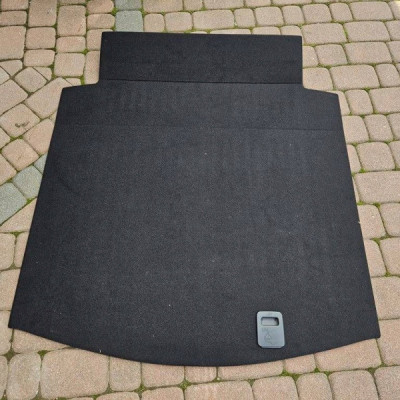 Dywan wykładzina bagażnika podłoga Toyota Camry VIII XV70 64770-06340