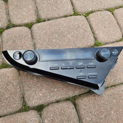 Panel klimatyzacji nawiewu nadmuchu Toyota Camry VIII XV70 55900-33M80