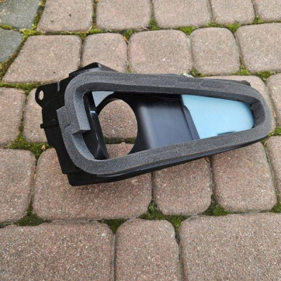 Obudowa osłona nawiewu chłodzenia bateri Toyota Camry VIII XV70 G92D1-33050