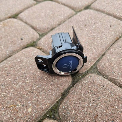 Przycisk włącznik START STOP odpalanie Toyota Camry VIII XV70 55446-33250