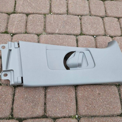 Obudowa osłona słupka środkowego prawa Toyota Camry VIII XV70 62410-33200