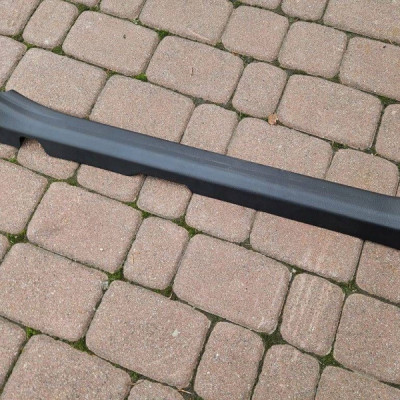 Nadkładka obudowa osłona progu lewa Toyota Camry VIII XV70 67914-33170