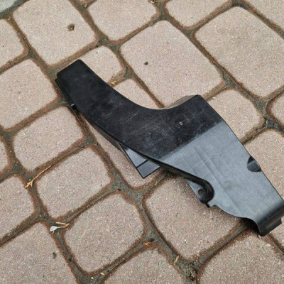 Ślizg mocowanie lampy przód przedniej lewej FL LIF Opel Insignia B 39220058