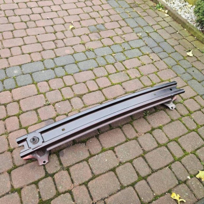 Belka zderzaka przedniego wzmocnienie przód Toyota Aygo X 2022r