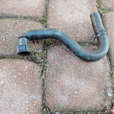 Przewód rura wąż podciśnienia 1.0i VVTI 1KR 2022r Toyota Aygo X