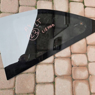 Szyba drzwi tył tylna lewa ciemna - Rocznik 2023r 2023 Toyota Aygo X