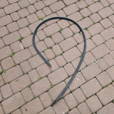 Uszczelka karoseryjna boczna prawa Toyota Aygo X 2022r