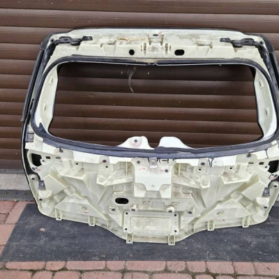 Klapa bagażnika tył tylna stelaż kombi podstawa Renault Megane IV