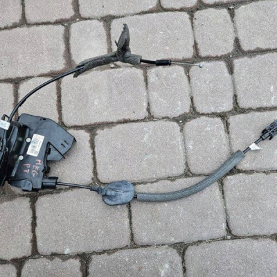 Zamek drzwi tył tylnych prawych EUROPA Renault Megane IV 825021410R