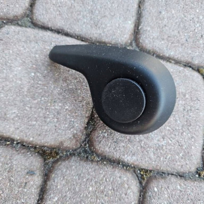Rączka regulacji fotela lewa kierowcy Renault Megane IV 1339482