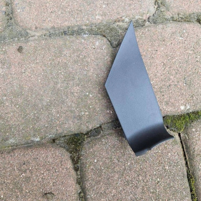 Zaślepka drzwi prawa przednia klamki Toyota Camry VIII XV70 74037-33020