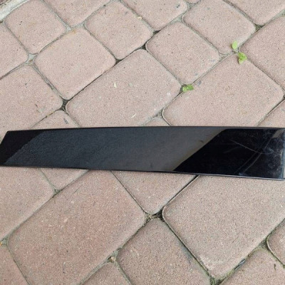 Listwa drzwi pionowa prawa przednia POŁYSK Toyota Camry VIII XV70 75755