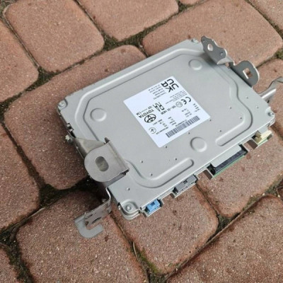 Moduł sterownik nawigacji radia Toyota Camry VIII XV70 86840-K0011