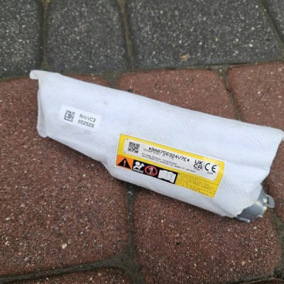 Poduszka fotela pasażera prawa fotelówka Toyota Camry VIII XV70 TG16C01005