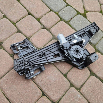 Podnośnik szyby tył tylny lewy mechanizm Opel Mokka B 9843773980
