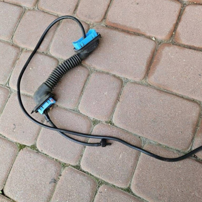 Instalacja wiązka klapy bagażnika spryskiwaczy Opel Mokka B 9842547480