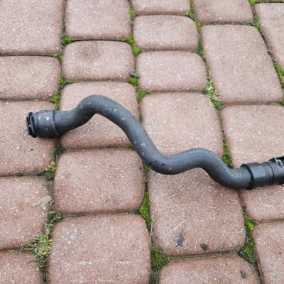 Przewód rura wąż wody 1.2THP Corsa F Opel Mokka B 9824483480