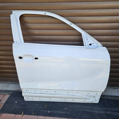 Drzwi przód przednie prawe białe EWP IGŁA Opel Mokka B II