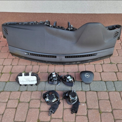 Deska poduszki pasy AIRBAG Oryginal EUROPA demontaż Opel Corsa F KTV