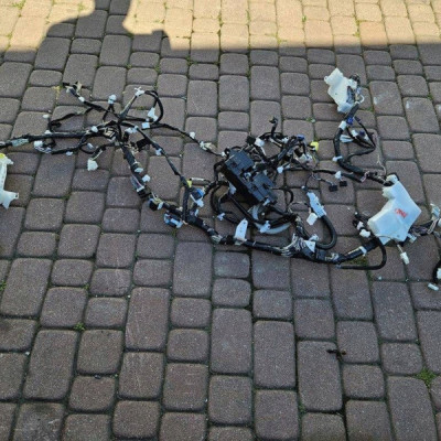 Instalacja deski wiązka EUROPA konsoli Toyota Camry VIII XV70 AB145-F2X30