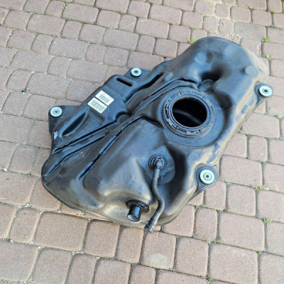 Zbiornik paliwa benzyna Corolla E21 Toyota Camry VIII XV70 77100-F4100