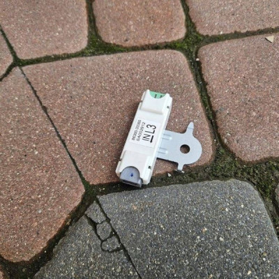 Wzmacniacz antenowy radia kabel wtyczka Toyota Camry VIII XV70 86300-33380