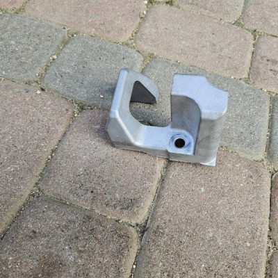 Łapa wspornik mocowanie silnika 2.5 Hybryda Toyota Camry VIII XV70 21804V-1