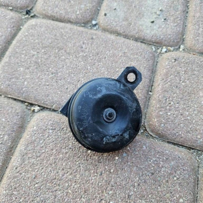 Klakson dźwiękowy sygnał Toyota Camry VIII XV70 86520-47030