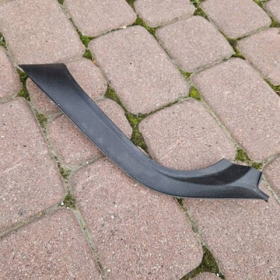 Zaślepka bagażnika prawa osłona Toyota Camry VIII XV70 64571-33080