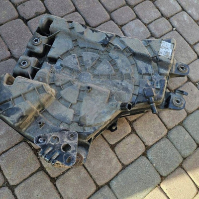 Zbiornik ABDLUE paliwa mocznika Opel Astra K 39193764