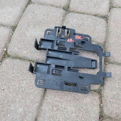 Uchwyt mocowanie wspornik sterownika modułu Opel Astra K 39070163