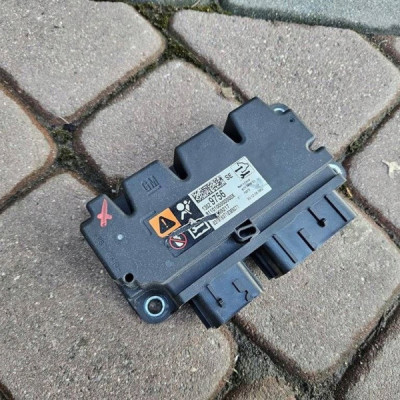 Moduł sterownik poduszek AIRBAG Opel Astra K 13529756