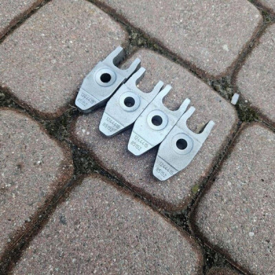 Uchwyt mocowanie wspornik wtrysków paliwa 1.6CDTI Opel Astra K 1244415