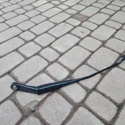 Ramie wycieraczki wycieraczka szyby prawa EU Opel Astra K 39193932