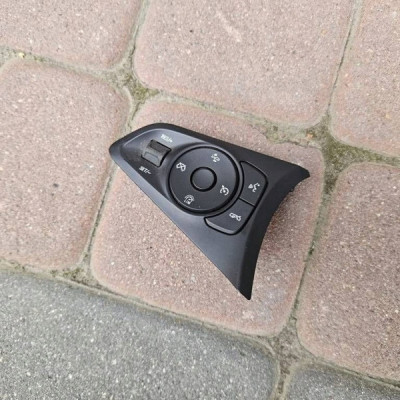 Przycisk sterowanie multifunkcja kierownicy Opel Astra K 39159079