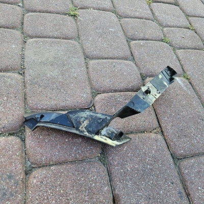 Osłona podszybia wykończenie prawe Toyota Camry VIII XV70 53866-33090