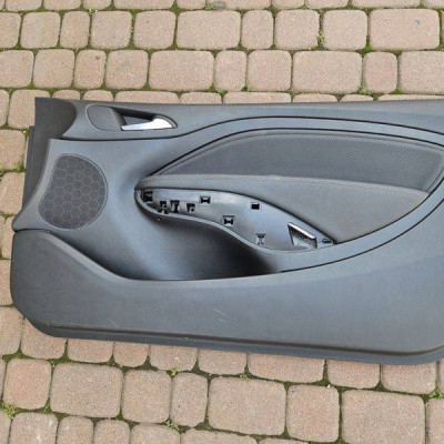 Boczek przód przedni prawy skóra skórzany EUROPA Opel Adam 13390915