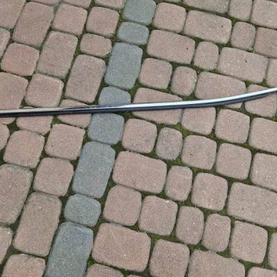 Listwa zgarniacz szyby drzwi przód prawa chrom Toyota Camry VIII XV70