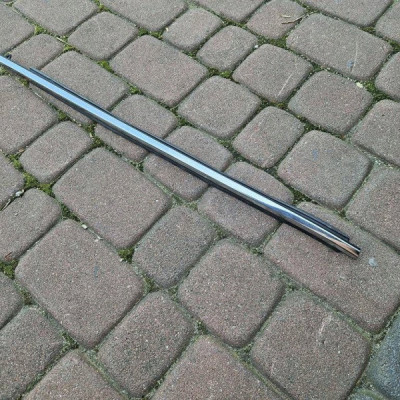 Listwa zgarniacz szyby drzwi tył tylna prawa chrom Toyota Camry VIII XV70