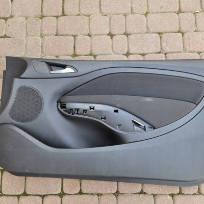 Boczek przód przedni prawy welur welurowy EUROPA Opel Adam 13357760