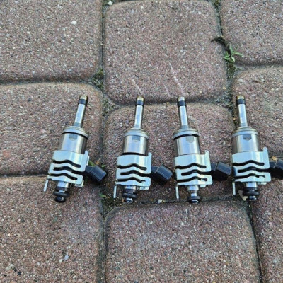 Wtrysk wtryskiwacz paliwa 2.5 HYBRYDA Toyota Camry VIII XV70 23250-25010