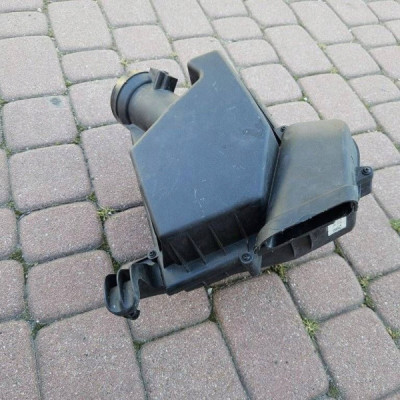 Obudowa filtra powietrza 1.5D LXD - naprawiany Opel Astra K 39087144