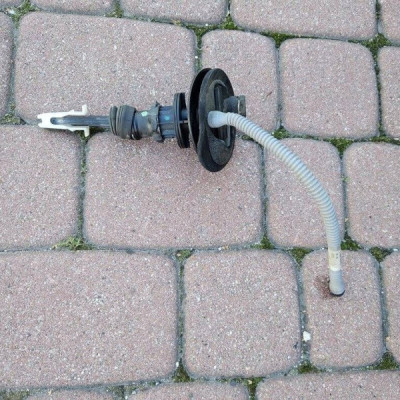 Pompka sprzęgła wysprzęglik Opel Astra K 55512791