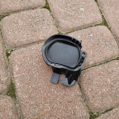 Zaślepka zderzaka przód przedniego prawa halogenu Opel Mokka B 9835264980