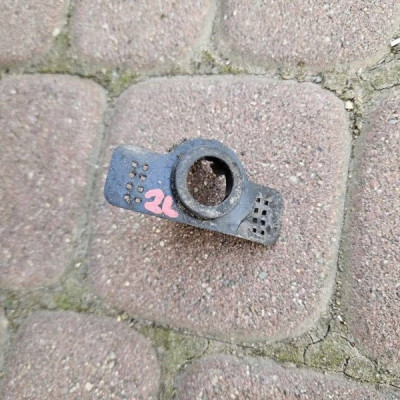 Uchwyt mocowanie czujnika parkowania przód PDC zderzaka Opel Mokka B II